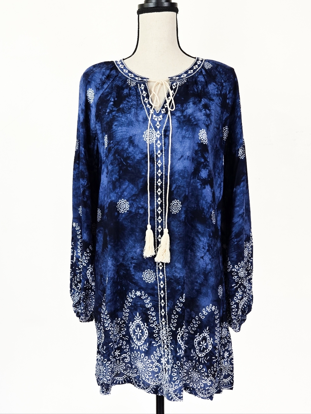 🦋LAST🦋 NWT Hayden LA Indigo Printed Mini Dress, Size Medium